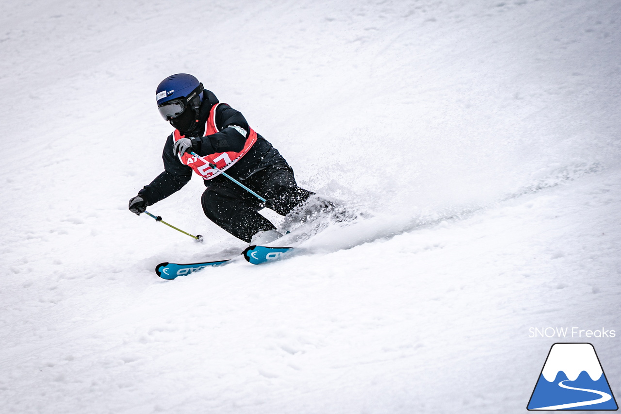 なんと約10年ぶりの「技術選」撮影?! PREMIER SKI ACADEMY presents 『2026プレミアカップ・スキー技術選』レポート！｜朝里川温泉スキー場